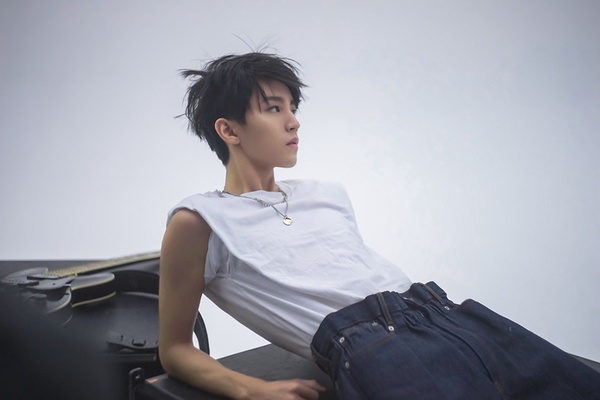 2020最具觀眾緣陸劇男星TOP 10！任嘉倫第六、王一博第三、成毅第二，冠軍票數破415萬