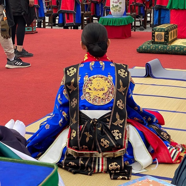 《哲仁王后》帝后竟然有IG！韓劇角色IG超有梗，奉煥放不下「龍」珠？這位是最成功網紅