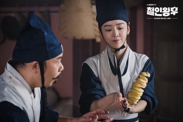 《哲仁王后》開虐！奉煥引進「麥當勞」幫夫，哲宗卻被爆炸重傷！3細節透露主謀是他？