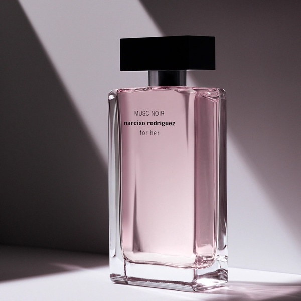 narciso rodriguez Musc Noir For Her Eau de Parfum,50ml/約NT3,150(官網售價€91.9,未稅)