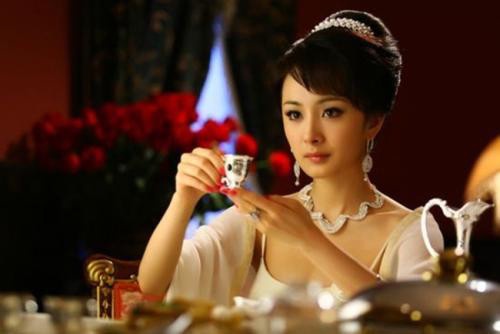 楊冪主演的低分陸劇9:《新京城四少》豆瓣評分6.3