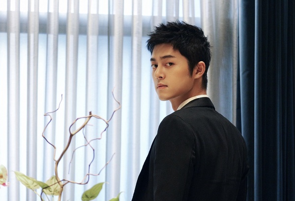 2021甜寵劇霸道總裁7：謝彬彬 飾演《住在我隔壁的甲方》李澤南