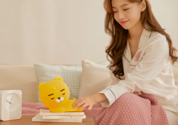 KAKAO FRIENDS「萊恩智能夜燈」軟萌上市！四段式燈光輕鬆切換，專屬APP遠端操控超實用