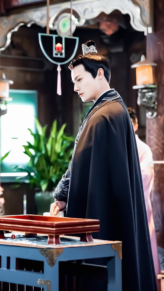 古裝劇穿披風的古裝男神7：鄭業成 飾演《離人心上》薛曜