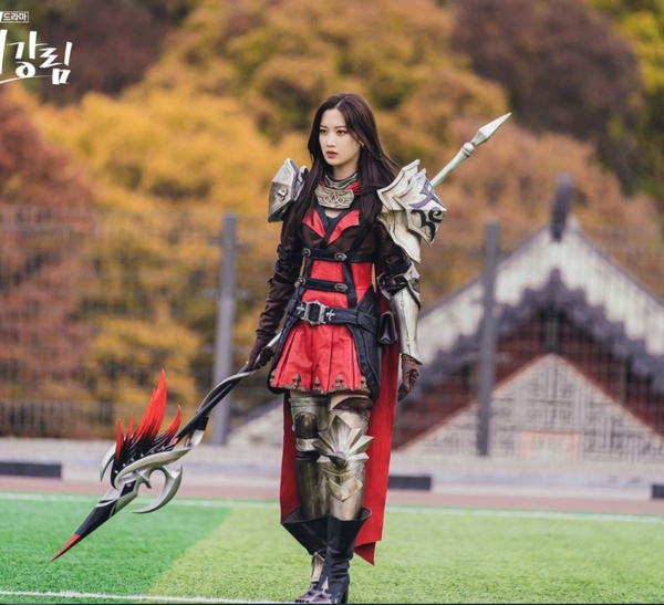 文佳煐選擇了金宣虎！《女神降臨》文佳煐的高EQ問答，上輩子是將軍？最親近演員是她！