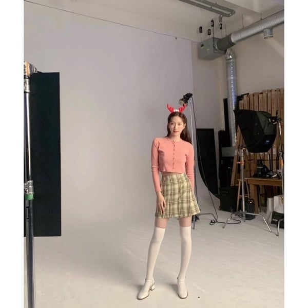 《女神降臨》文佳煐腿跟手臂一樣細！7女星的逆天鉛筆腿，李聖經&amp;徐睿知身材超不科學！
