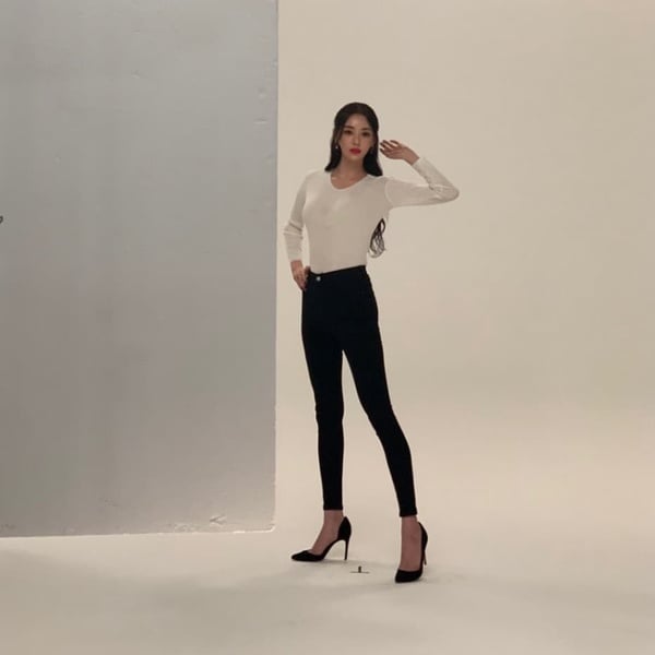 《女神降臨》文佳煐腿跟手臂一樣細！7女星的逆天鉛筆腿，李聖經&amp;徐睿知身材超不科學！
