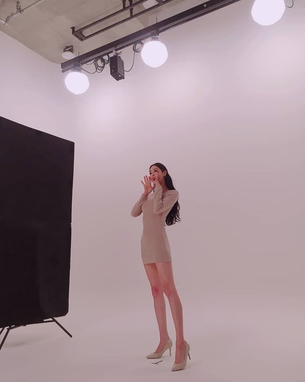 《女神降臨》文佳煐腿跟手臂一樣細！7女星的逆天鉛筆腿，李聖經&amp;徐睿知身材超不科學！