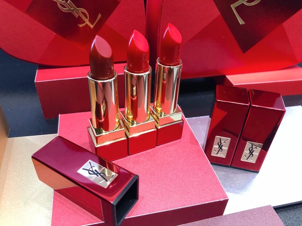 2021情人節唇膏特搜！YSL、M.A.C都有絕美限定唇膏，這款限定外殼更是美到尖叫！
