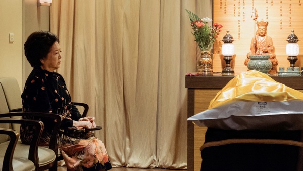 NETFLIX 2月強檔片單推薦!新春電影《孤味》、《同學麥娜絲》必看,春節在家不怕劇荒