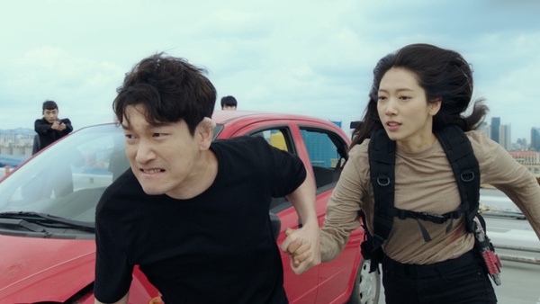 NETFLIX 2月強檔片單推薦!新春電影《孤味》、《同學麥娜絲》必看,春節在家不怕劇荒