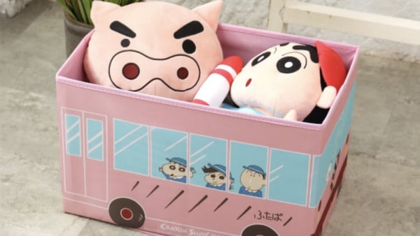 「蠟筆小新居家收納」童趣登場!雙葉娃娃車面紙盒、鱷魚餅乾收納箱,讓家裡可愛又整潔