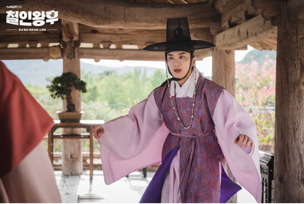 《哲仁王后》10位黃金配角！崔尚宮是《迫降》北韓大媽，萬福是《原來是美男》馬室長！