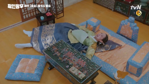 《哲仁王后》懷孕了！申惠善霸氣復仇，下集帝后公開調情，上演恩愛版《妻子的誘惑》？