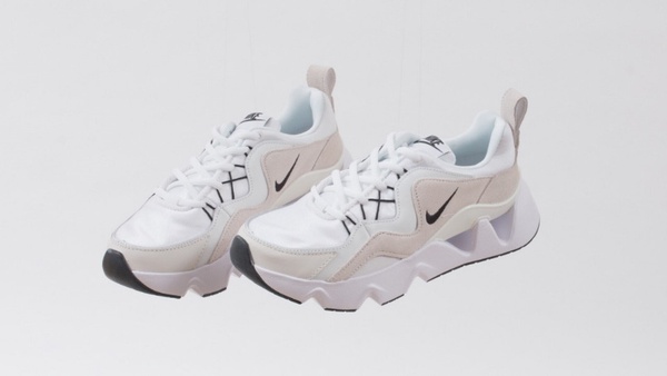 2021必收「夢幻奶茶色球鞋」推薦清單！NIKE無痛增高、顯腿細，CONVERSE新配色超溫柔