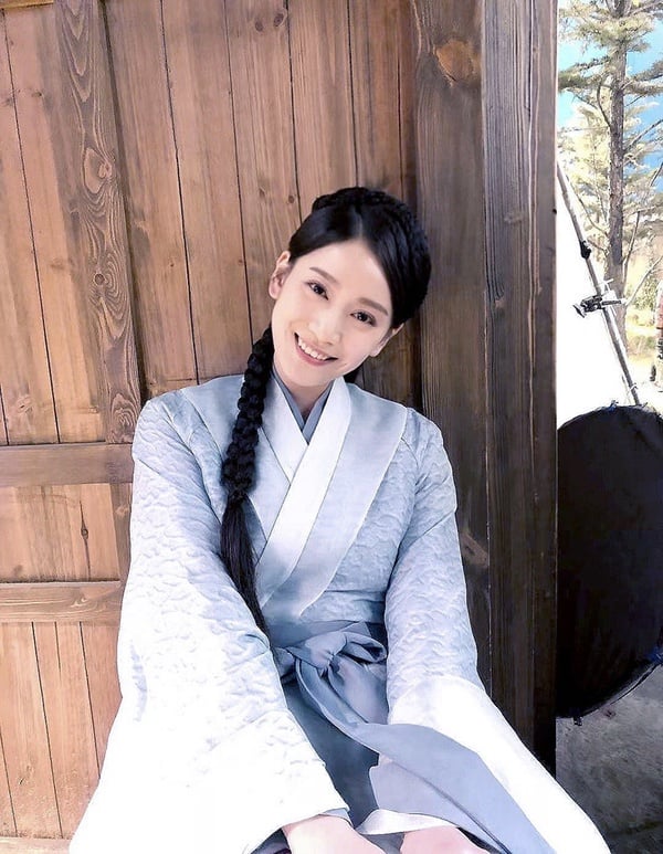古裝劇《上陽賦》女角古裝vs時裝4:隋源 飾演 玉秀