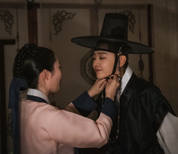 《哲仁王后》奉煥歪理金句集合！復仇要美美的、神解析婚姻本質，奉煥：婚禮就等於喪禮