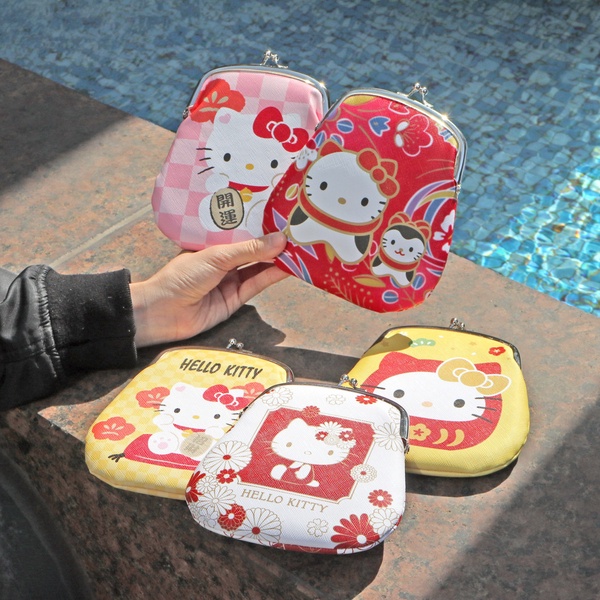 7-11「Hello Kitty新春加價購」!招財貓、達摩等5款收納包,滿額就用銅板價帶走