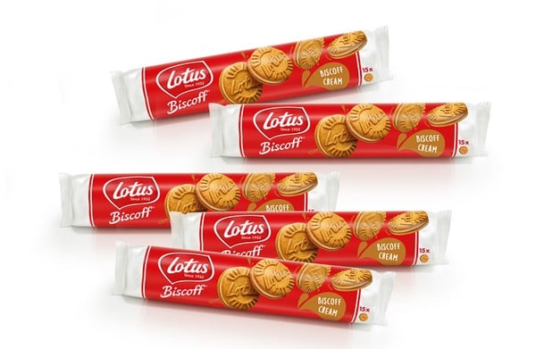 Lotus Biscoff「焦糖夾心餅乾」新登場，蓮花餅乾+奶油內餡，吃一口就超幸福～