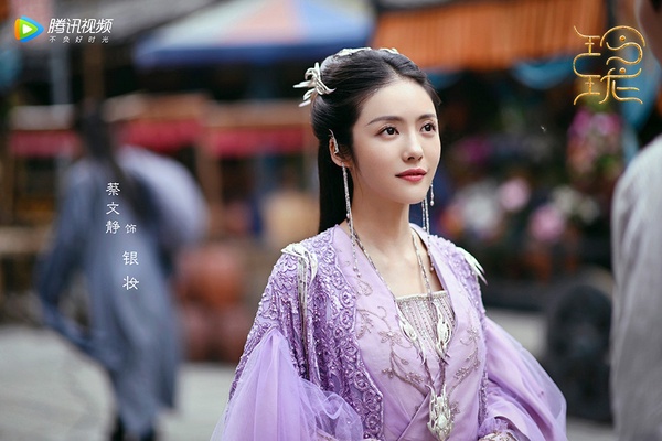 近期霸屏的陸劇演員3:蔡文靜《陽光之下》、《緊急公關》、《大俠盧小魚之夕陽紅戰隊》、《玲瓏》