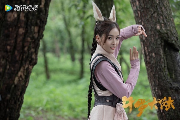偶像女團的古裝造型1：吳宣儀《斗羅大陸》