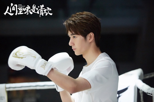 偶像男團轉型演員2：王一博