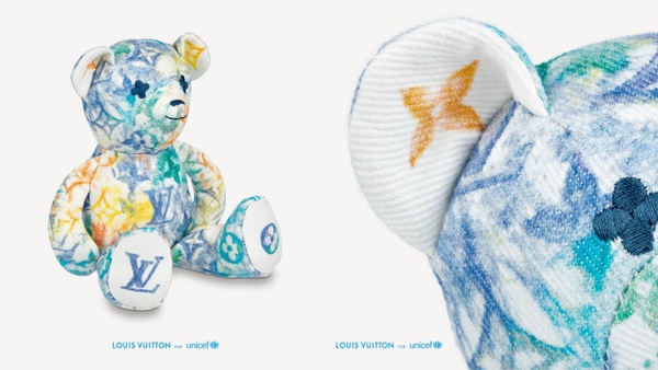 LV「Silver Lockit鎖頭手鍊」粉嫩登場！寶寶藍、櫻花粉春季必備，還有全新粉彩泰迪熊