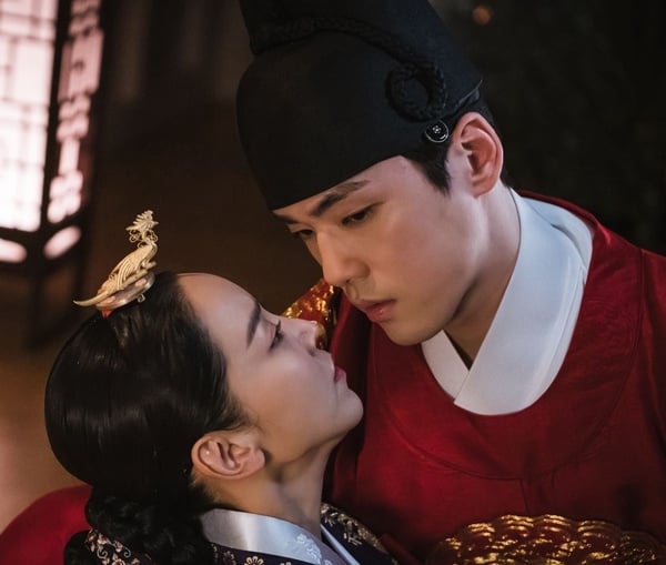 《哲仁王后》是tvN歷代第五！申惠善超狂5紀錄，投票打敗玄彬&amp;孫藝珍、還曾創47.5%收視奇蹟！