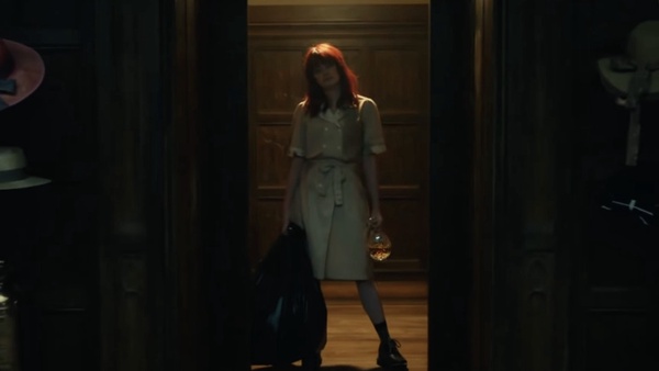 101忠狗真人版《時尚惡女：庫伊拉》5月上映！艾瑪史東出演最時髦反派、魔性邪笑超毛