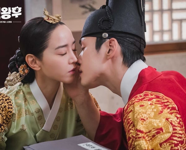 《哲仁王后》收視狂！網評5部翻拍成功的韓劇，《步步》IU&amp;李準基、F4李敏鎬選角太還原