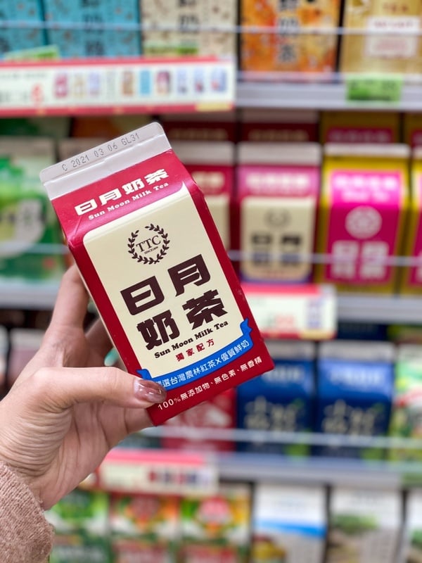 奶茶控必喝！全家「日月奶茶」微甜新上市
