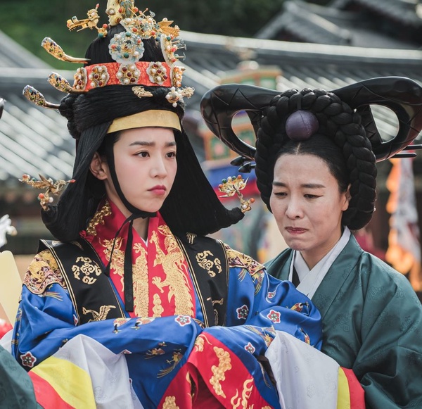 《哲仁王后》申惠善是零負評女神！金正賢因她出演，編劇：不管演什麼，她都是最佳人選