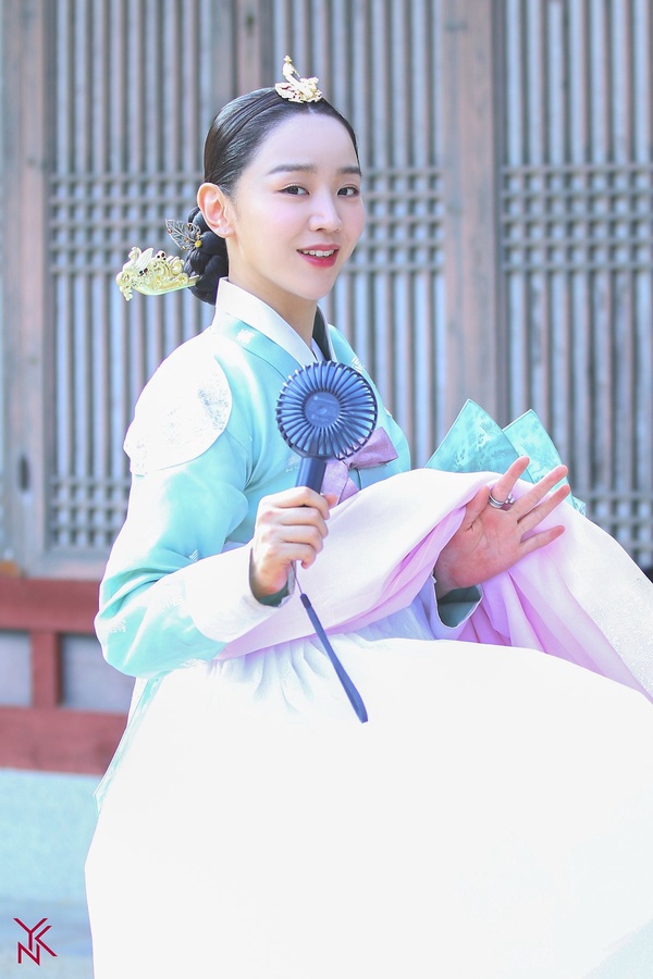 《哲仁王后》申惠善是零負評女神！金正賢因她出演，編劇：不管演什麼，她都是最佳人選