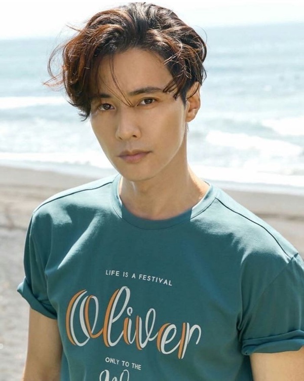 2021韓國男人理想外貌Top3：元斌