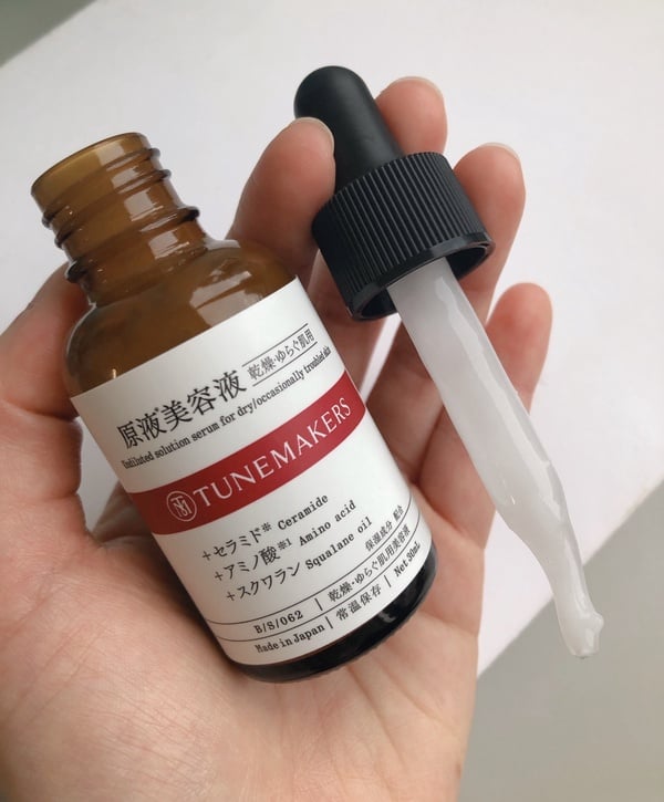 2021熱議「開架保濕精華」推薦！保濕快狠準、清爽不悶黏，這款保濕精華媲美專櫃