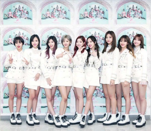 意外高挑的韓國女星4：Twice 周子瑜 172公分全團最高