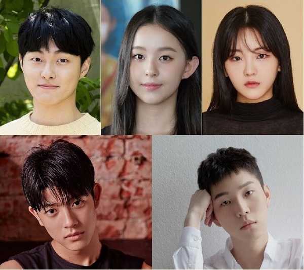 2021Netflix強檔韓劇劇照公開!《屍戰朝鮮》全智賢美貌遮緊緊,孔劉超帥太空扮相曝光