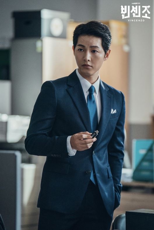 近期熱播韓劇網友評價1：宋仲基《黑道律師文森佐》女主演技被罵翻？