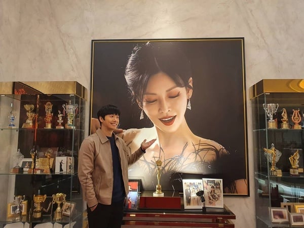 金素妍合體老公李尚禹出演綜藝 ！一見鍾情、婚後還愛吃醋，金素妍李尚禹比甜寵劇還甜