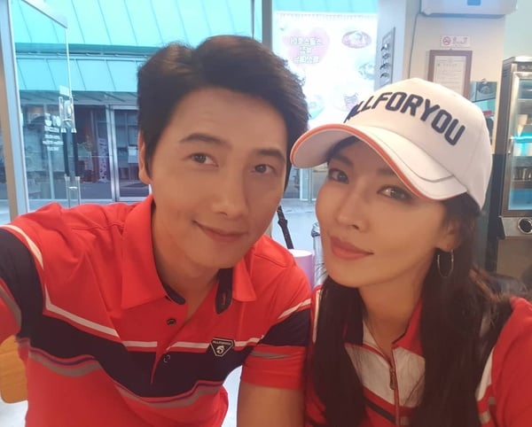 《上流戰爭2》金素妍3老公相見歡！一見鍾情、婚後還愛吃醋，金素妍李尚禹比甜寵劇還甜