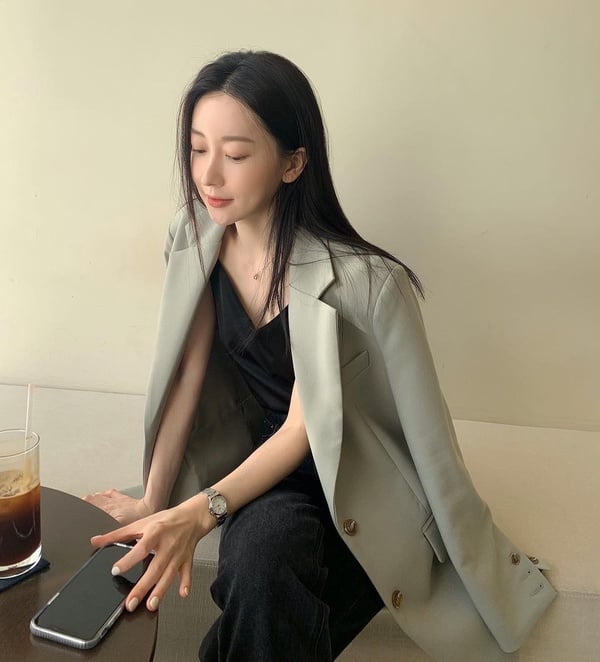 西裝外套穿搭5:KIM 김현아