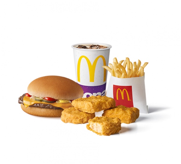 麥當勞優惠券2021下載！麥當勞6塊雞塊、OREO冰炫風買一送一，加碼百元吃超爽大餐