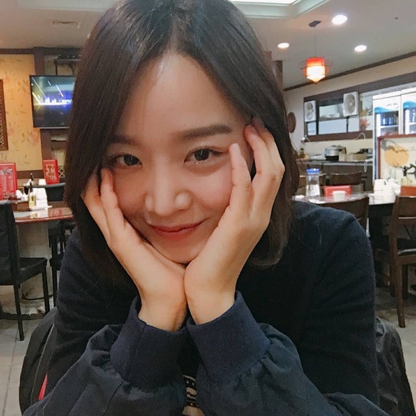 《哲仁王后》申惠善是元斌迷妹！韓劇女神也追星，她被玄彬迷倒，全智賢見到他秒害羞！