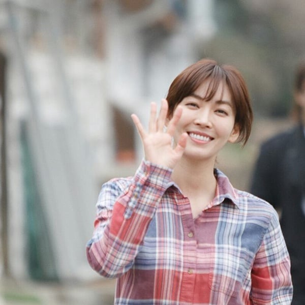 《上流戰爭2》金素妍7件事！選美亞軍、《順風婦產科》宋慧喬姊姊，演高甜霸總劇也好看