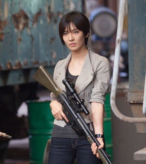 《上流戰爭2》金素妍7件事！選美亞軍、《順風婦產科》宋慧喬姊姊，演高甜霸總劇也好看