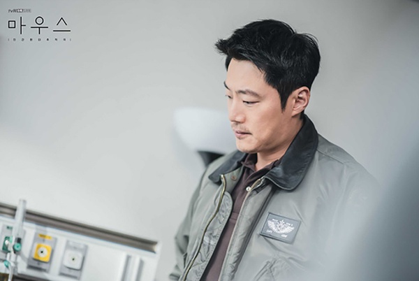 19禁韓劇《MOUSE》驚悚劇情引發熱議！為真實案件改編，李昇基首次挑戰限制級電視劇