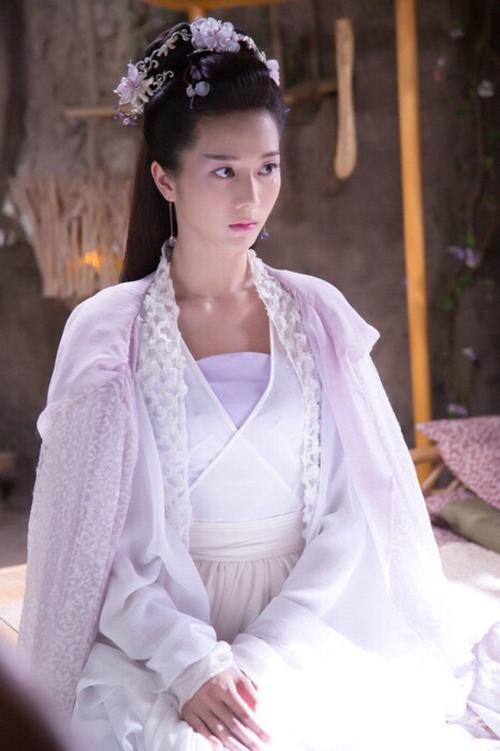 《錦心似玉》女角其他古裝造型8：彭楊《香蜜沉沉燼如霜》