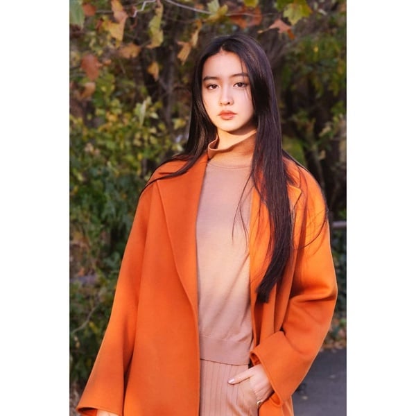 黃肌口紅顏色怎麼選？3技巧精準找到黃肌顯白唇膏，牙齒不黃又添氣色、網購盲買不踩雷