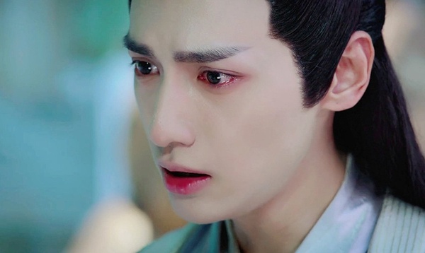 古裝劇9位「美男落淚」！張哲瀚《山河令》美成仙，肖戰《陳情令》哭得讓人心碎