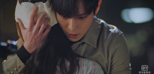 《上流戰爭2》不合理Bug！秘書超廢、羅娜開顱還趴趴走，書真「安眠藥加酒」根本在殺夫
